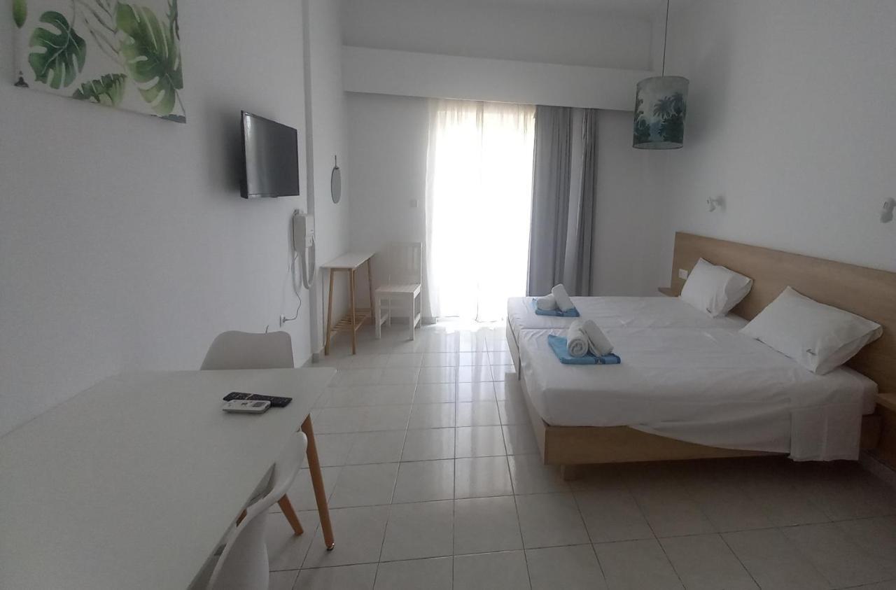 Rosie's Bellezza Aparthotel